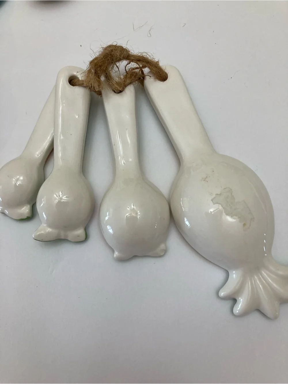 Assorted Bundle of Kitchen Utensils